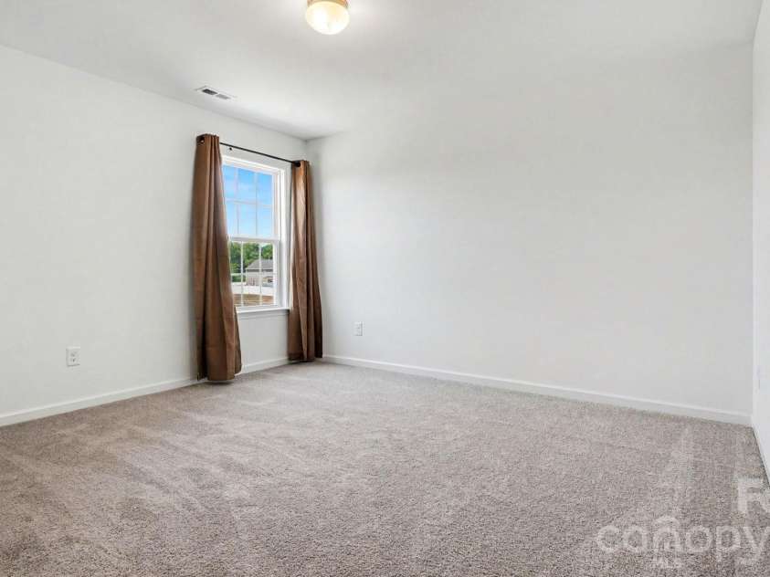 178 Wickham Court, Clemmons, NC 27012.  MLS# CAR4378950, YatesRealty ID 19039. 