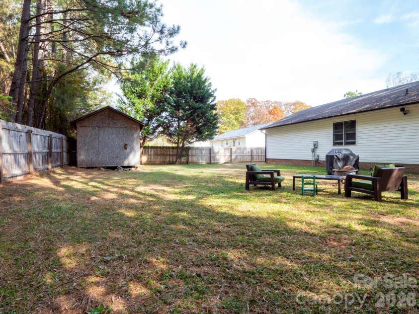 113 Tanager Drive, York, SC 29745.  MLS# CAR4320773, YatesRealty ID 1904. Fenced, Level Backyard with shed