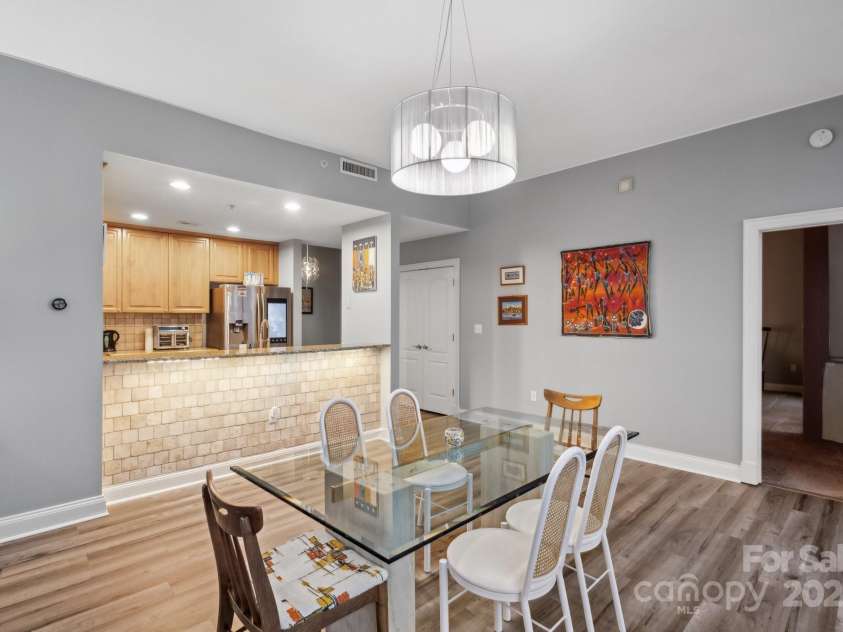 315 Arlington Avenue, Charlotte, NC 28203.  MLS# CAR4251383, YatesRealty ID 1904. 