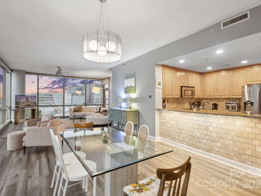 315 Arlington Avenue, Charlotte, NC 28203.  MLS# CAR4251383, YatesRealty ID 1904. 