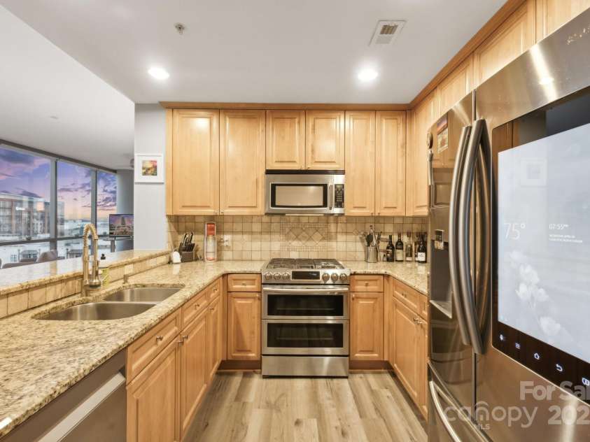 315 Arlington Avenue, Charlotte, NC 28203.  MLS# CAR4251383, YatesRealty ID 1904. 