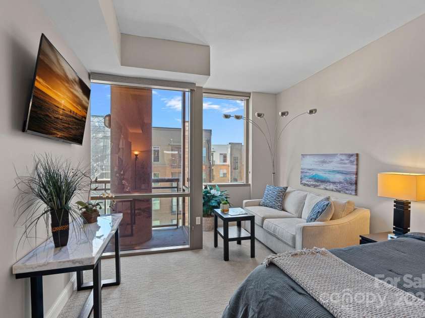 315 Arlington Avenue, Charlotte, NC 28203.  MLS# CAR4274452, YatesRealty ID 1904. 