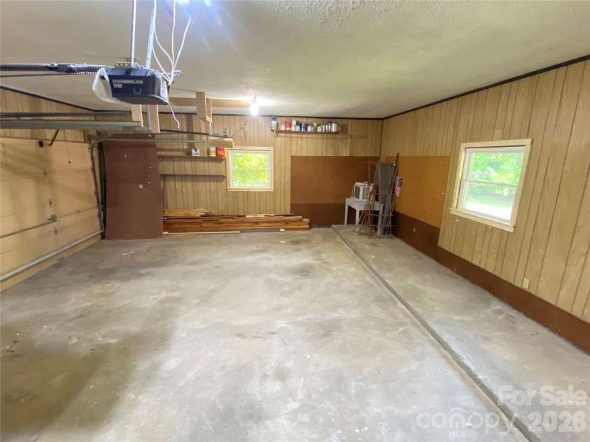 307 Maplewood Drive, Morganton, NC 28655.  MLS# CAR4377970, YatesRealty ID 19041. 