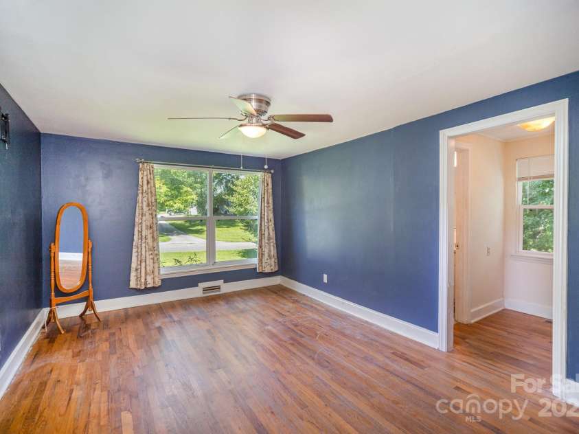 409 Edgewood Court, Lancaster, SC 29720.  MLS# CAR4266759, YatesRealty ID 19041. 