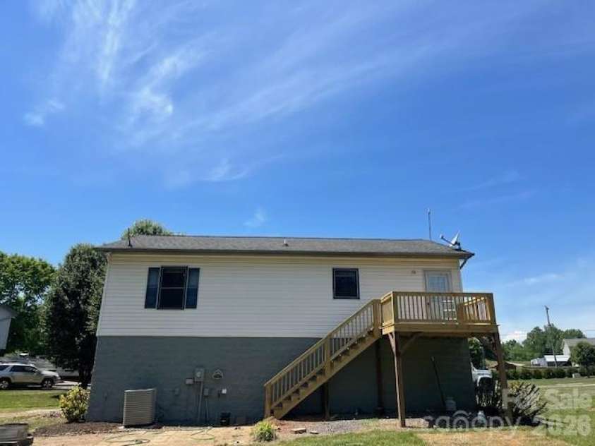 2381 Boardwalk Court, Lenoir, NC 28645.  MLS# CAR4373714, YatesRealty ID 19043. 