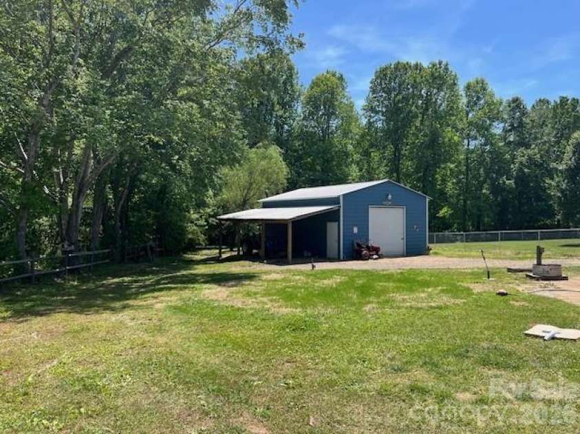 2381 Boardwalk Court, Lenoir, NC 28645.  MLS# CAR4373714, YatesRealty ID 19043. 