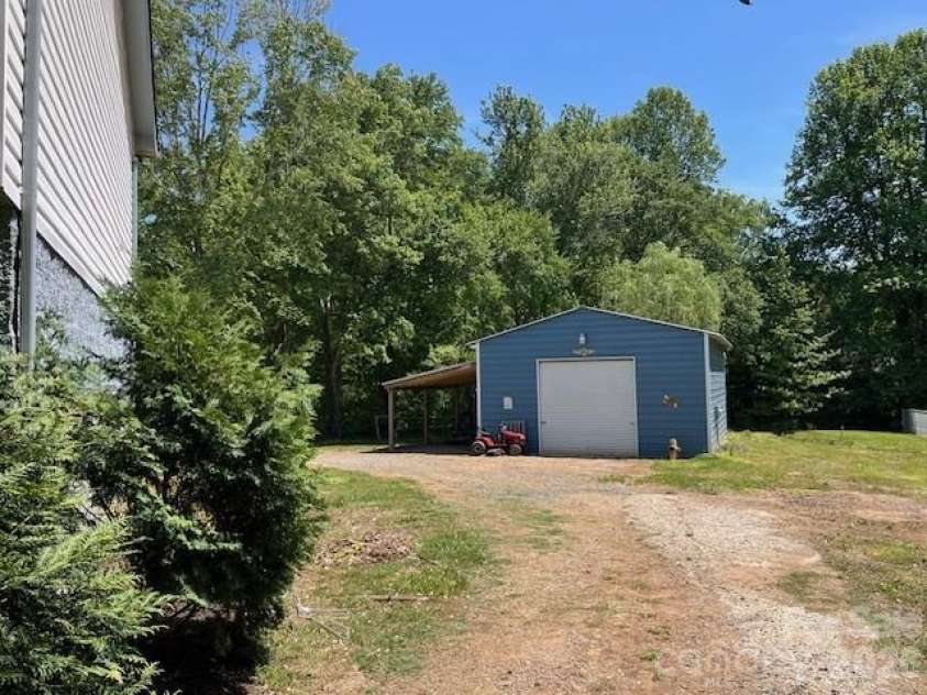 2381 Boardwalk Court, Lenoir, NC 28645.  MLS# CAR4373714, YatesRealty ID 19043. 