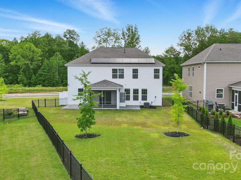 6416 Willow Pin Lane, Huntersville, NC 28078.  MLS# CAR4258047, YatesRealty ID 19043. 
