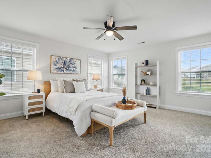 6416 Willow Pin Lane, Huntersville, NC 28078.  MLS# CAR4258047, YatesRealty ID 19043. Stunning Primary Suite - Upper Level (Bedroom #2)