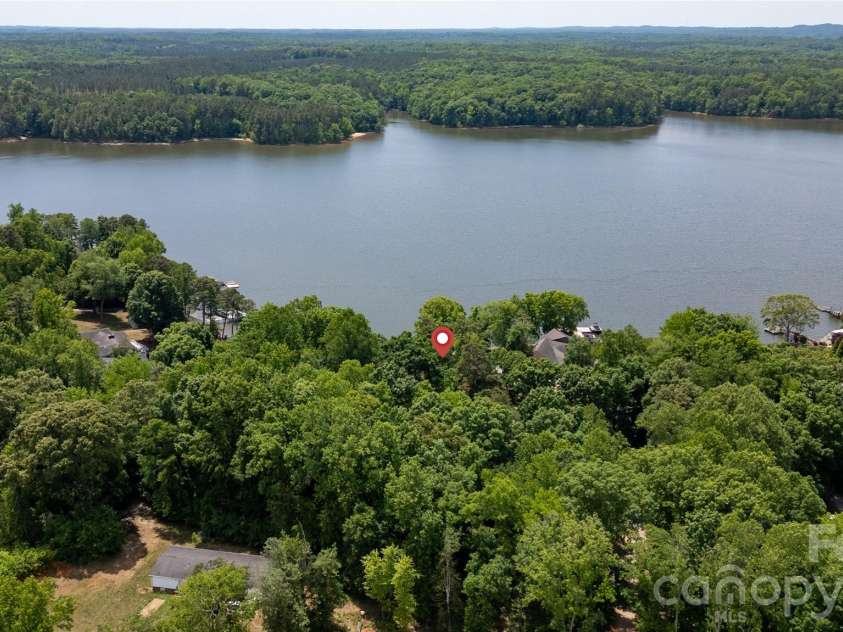 630 Mainsail Road, Salisbury, NC 28146.  MLS# CAR4377132, YatesRealty ID 19044. 