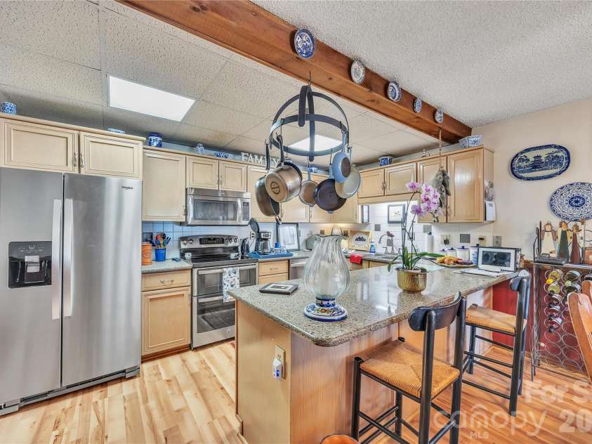 630 Mainsail Road, Salisbury, NC 28146.  MLS# CAR4377132, YatesRealty ID 19044. 