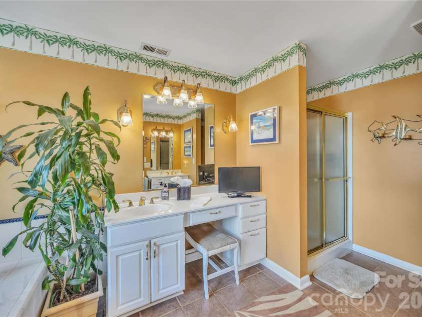 630 Mainsail Road, Salisbury, NC 28146.  MLS# CAR4377132, YatesRealty ID 19044. 