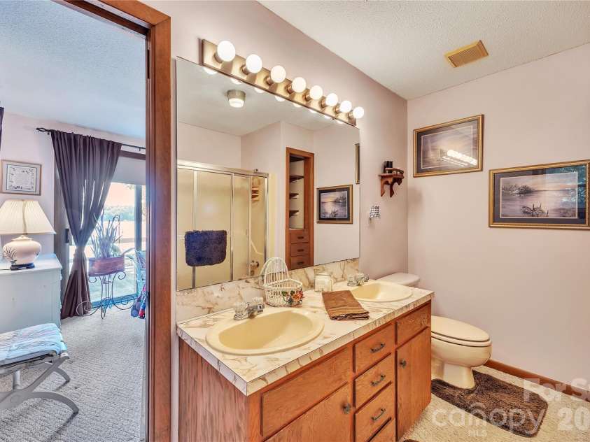 630 Mainsail Road, Salisbury, NC 28146.  MLS# CAR4377132, YatesRealty ID 19044. 