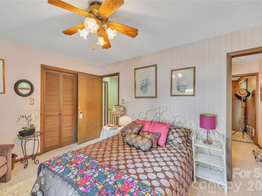 630 Mainsail Road, Salisbury, NC 28146.  MLS# CAR4377132, YatesRealty ID 19044. 