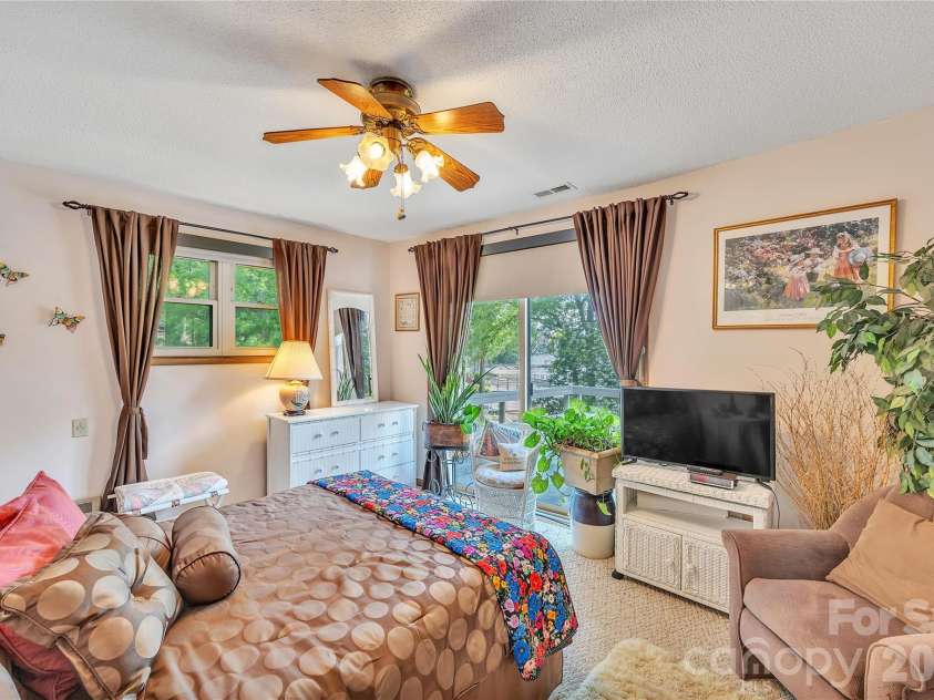 630 Mainsail Road, Salisbury, NC 28146.  MLS# CAR4377132, YatesRealty ID 19044. 
