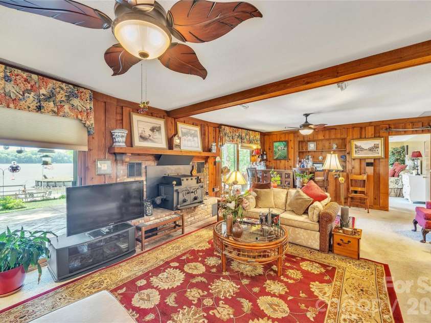 630 Mainsail Road, Salisbury, NC 28146.  MLS# CAR4377132, YatesRealty ID 19044. 