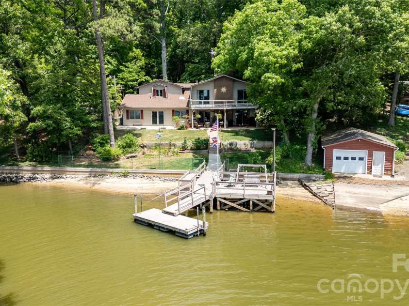 630 Mainsail Road, Salisbury, NC 28146.  MLS# CAR4377132, YatesRealty ID 19044. 