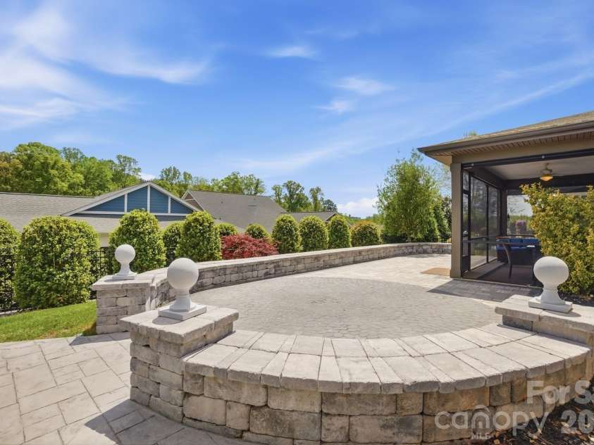 6196 Raven Rock Drive, Denver, NC 28037.  MLS# CAR4374503, YatesRealty ID 19046. 
