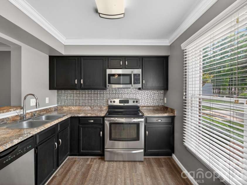 4321 Baylor Street, Greensboro, NC 27455.  MLS# CAR4378794, YatesRealty ID 19047. 