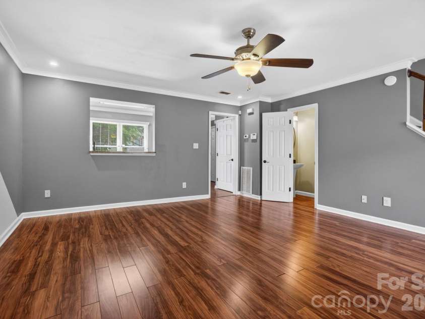 4321 Baylor Street, Greensboro, NC 27455.  MLS# CAR4378794, YatesRealty ID 19047. 