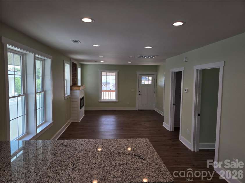 813 Highland Avenue, Hickory, NC 28602.  MLS# CAR4377576, YatesRealty ID 19048. Dining - Living - Entry