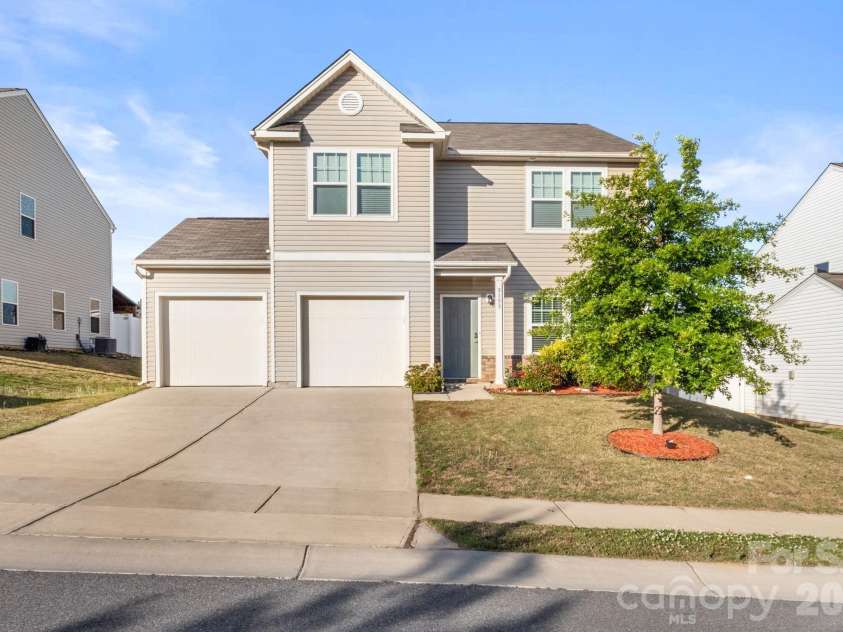 5153 Meanna Drive, Clover, SC 29710.  MLS# CAR4379019, YatesRealty ID 19049. 