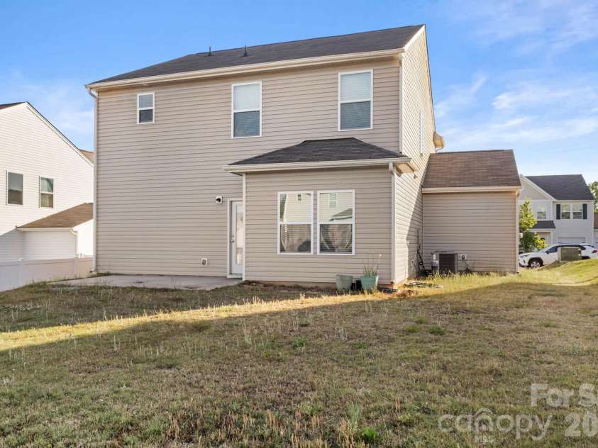5153 Meanna Drive, Clover, SC 29710.  MLS# CAR4379019, YatesRealty ID 19049. 