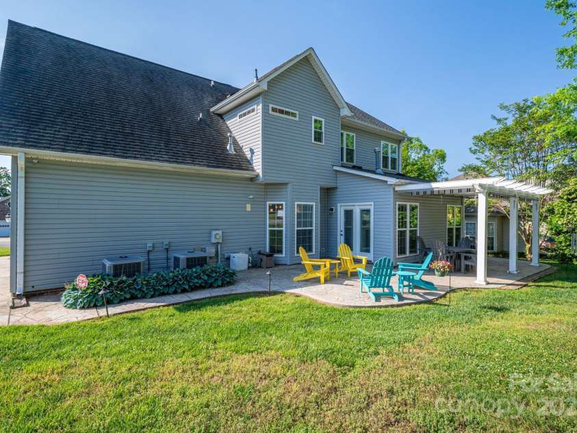 7905 Sedgebrook Drive, Stanley, NC 28164.  MLS# CAR4251504, YatesRealty ID 19049. 
