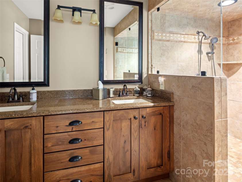 298 Lone Pine Road, Alexander, NC 28701.  MLS# CAR4293710, YatesRealty ID 1905. 