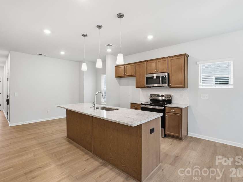5847 Tuckaseegee Road, Charlotte, NC 28208.  MLS# CAR4401594, YatesRealty ID 1905. 