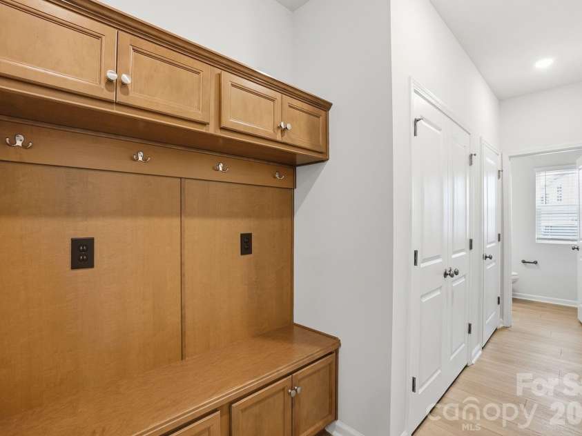 5847 Tuckaseegee Road, Charlotte, NC 28208.  MLS# CAR4401594, YatesRealty ID 1905. Mudroom