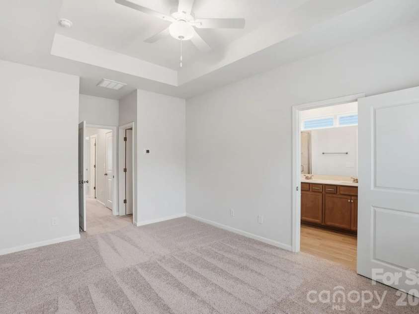 5847 Tuckaseegee Road, Charlotte, NC 28208.  MLS# CAR4433011, YatesRealty ID 1905. 