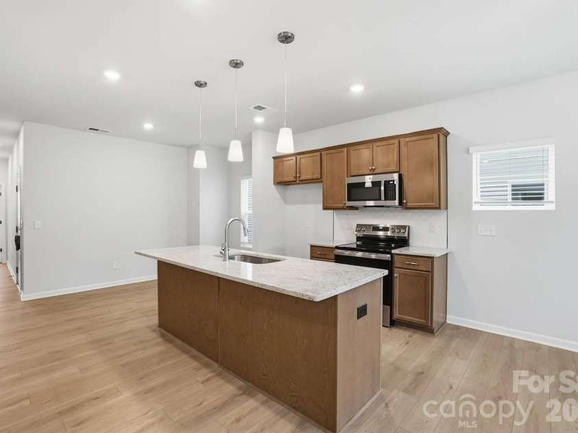 5847 Tuckaseegee Road, Charlotte, NC 28208.  MLS# CAR4433011, YatesRealty ID 1905. 