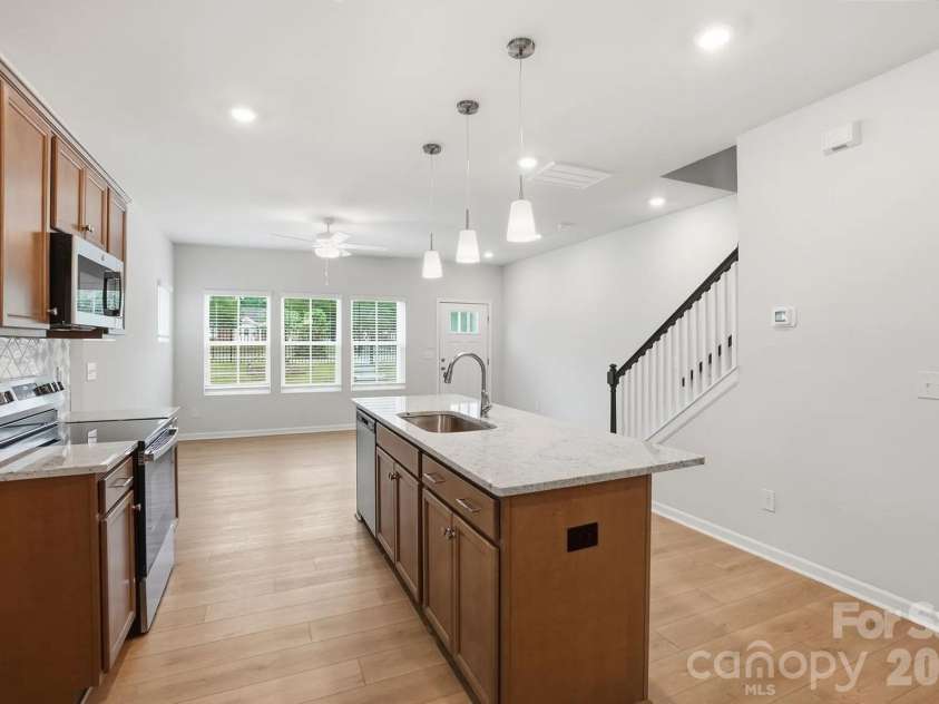5847 Tuckaseegee Road, Charlotte, NC 28208.  MLS# CAR4433011, YatesRealty ID 1905. 