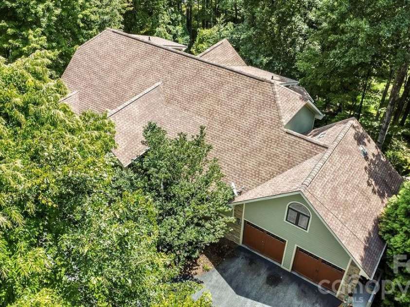 301 Gateway Drive, Hendersonville, NC 28739.  MLS# CAR4373962, YatesRealty ID 19050. Aerial view.