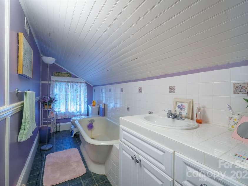 153 Center Street, Taylorsville, NC 28681.  MLS# CAR4269179, YatesRealty ID 19052. 