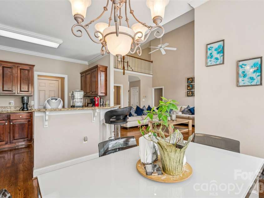 3001 Cardigan Court, Matthews, NC 28104.  MLS# CAR4367086, YatesRealty ID 19055. 
