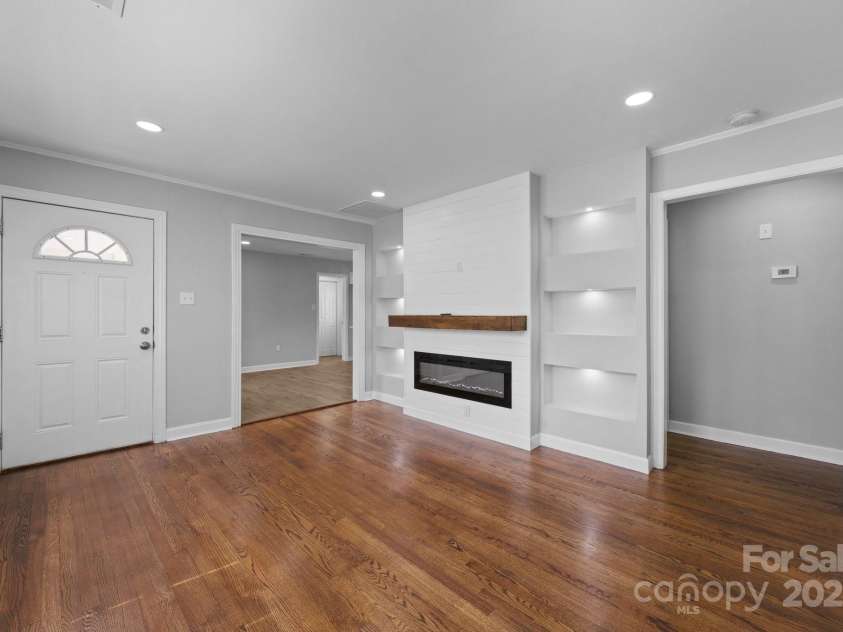 1319 Mt Gallant Road, Rock Hill, SC 29732.  MLS# CAR4267215, YatesRealty ID 19056. 