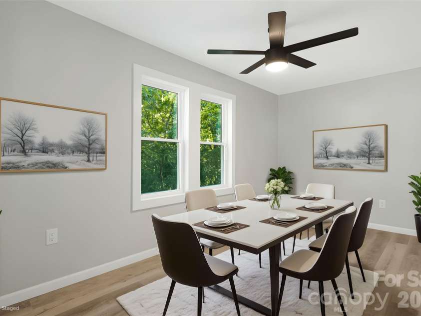 95 Grassy View Road, Candler, NC 28715.  MLS# CAR4283278, YatesRealty ID 19056. Imagine hosting your friends here!