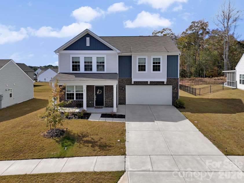 657 Mile Creek Road, Edgemoor, SC 29712.  MLS# CAR4373223, YatesRealty ID 19059. 