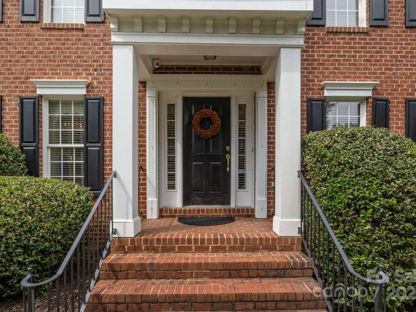 9717 Waterton Court, Huntersville, NC 28078.  MLS# CAR4268176, YatesRealty ID 19059. 