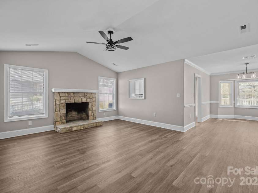 2912 Peachwood Court, Fort Mill, SC 29715.  MLS# CAR4312420, YatesRealty ID 1906. 