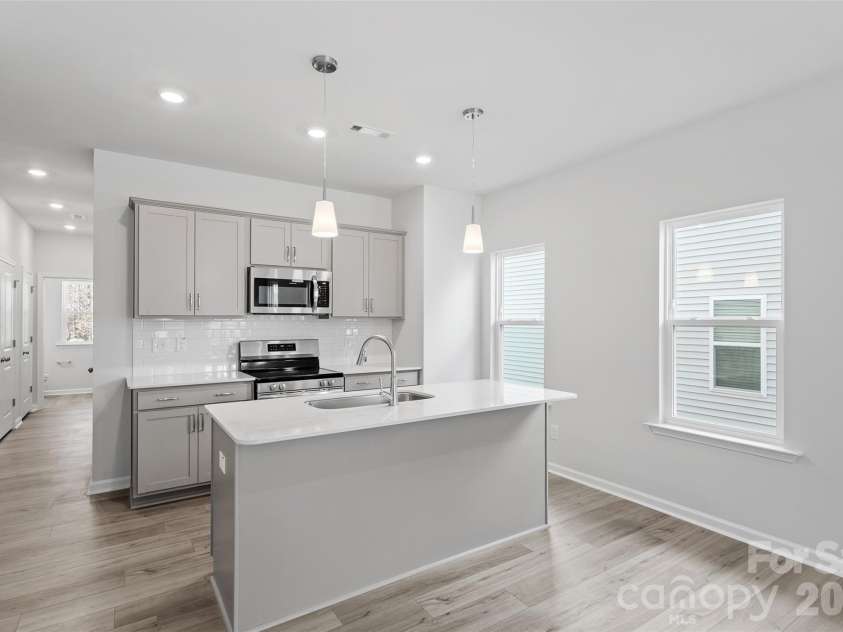 5869 Tuckaseegee Road, Charlotte, NC 28208.  MLS# CAR4342458, YatesRealty ID 1906. 