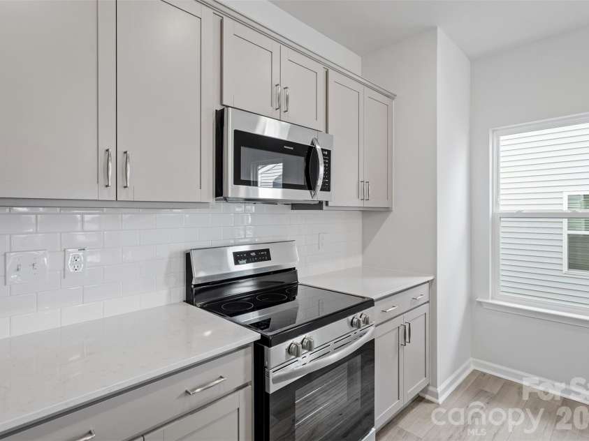 5869 Tuckaseegee Road, Charlotte, NC 28208.  MLS# CAR4342458, YatesRealty ID 1906. 