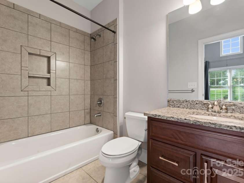 4218 Ash Hollow Lane, Denver, NC 28037.  MLS# CAR4268406, YatesRealty ID 19060. 