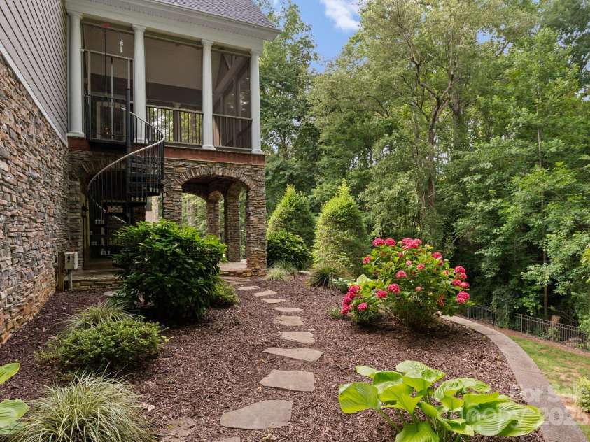 4218 Ash Hollow Lane, Denver, NC 28037.  MLS# CAR4268406, YatesRealty ID 19060. 