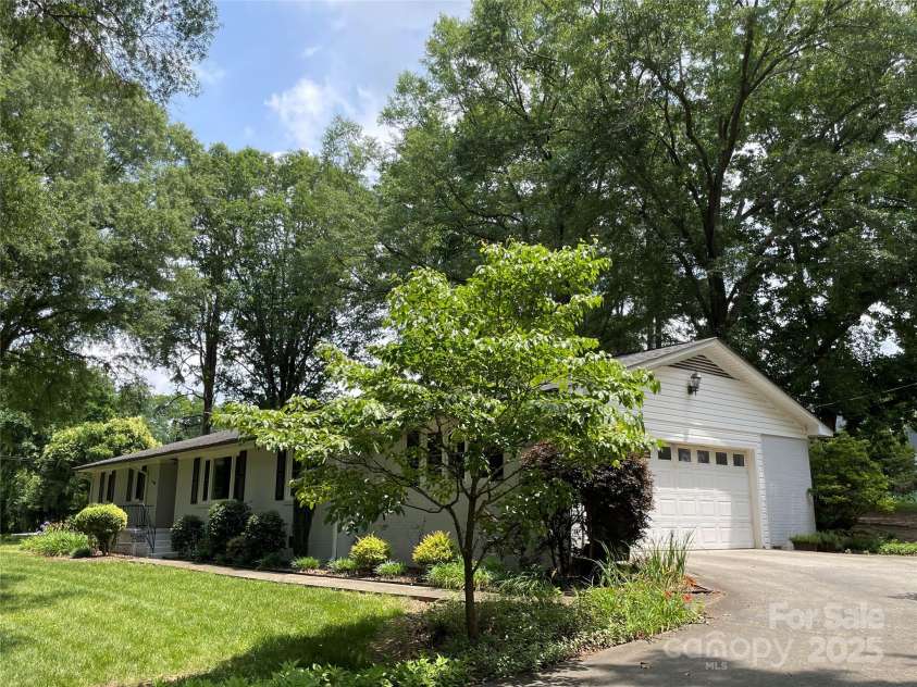 103 Boyd Drive, Stanley, NC 28164.  MLS# CAR4268439, YatesRealty ID 19061. 