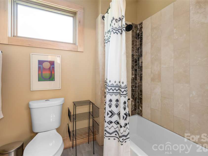 43 Upper Herron Cove Road, Weaverville, NC 28787.  MLS# CAR4352588, YatesRealty ID 19061. 