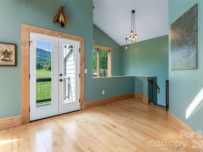 43 Upper Herron Cove Road, Weaverville, NC 28787.  MLS# CAR4352588, YatesRealty ID 19061. 