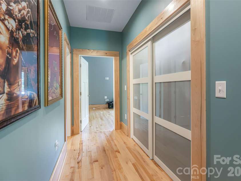 43 Upper Herron Cove Road, Weaverville, NC 28787.  MLS# CAR4352588, YatesRealty ID 19061. 